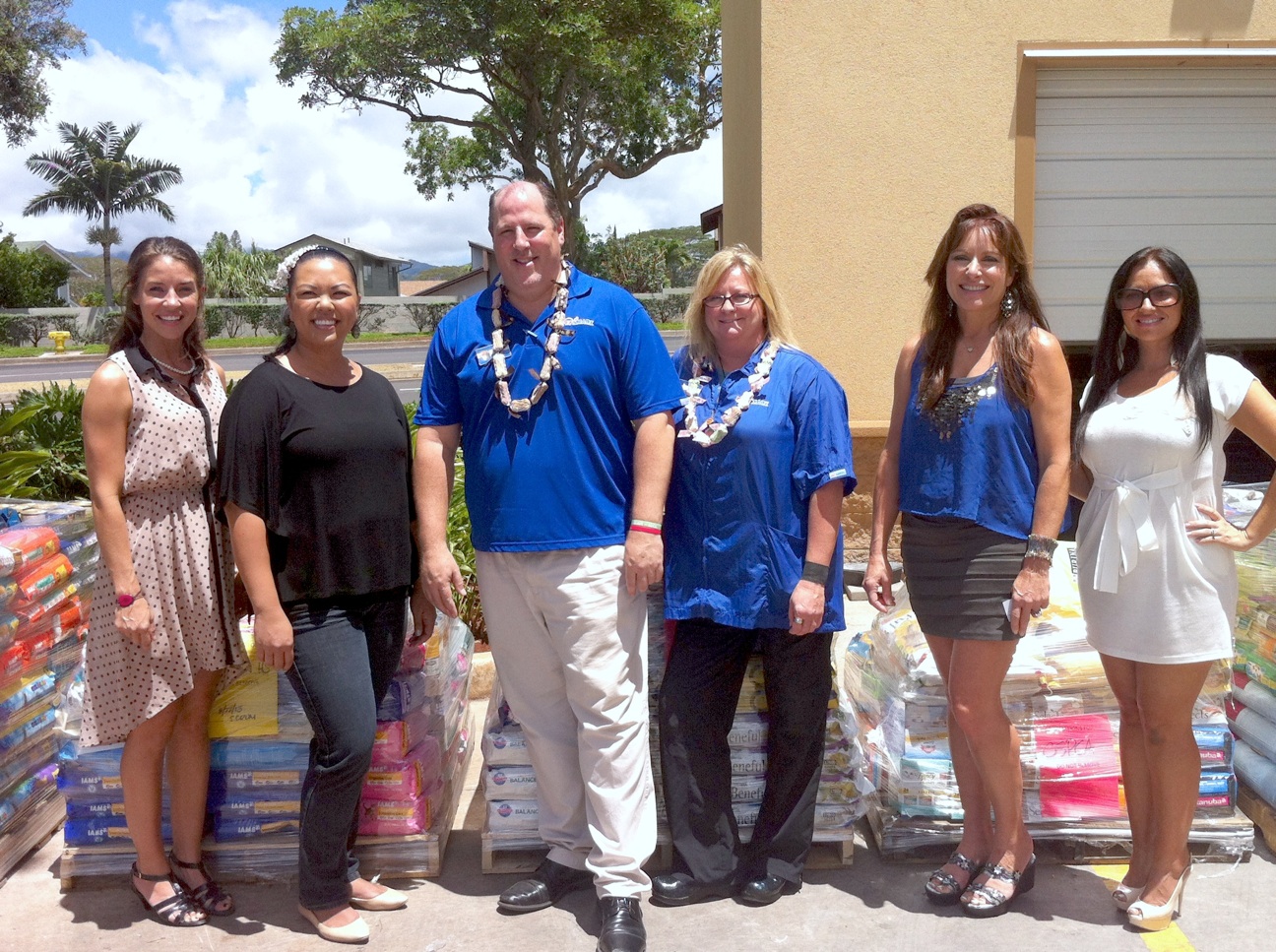 Hawaii Ahe Oahu SPCA And Hawaiian Humane Society Receive Over Three