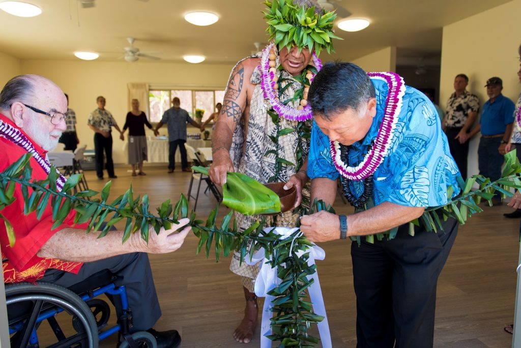 Kulamalu Dedication_Mayor Arakawa_Councilmember Robert Carroll_Kahu Kimokeo Kapahulehua_Ryan Piros PHOTO