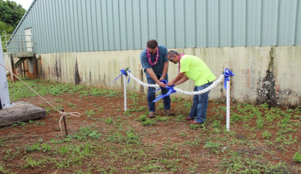 DOW Photo 1_Kapaa Homesteads Well No.4 Blessing (untying the lei)